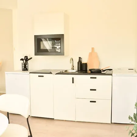 Milpau Bottrop3 - Helles Design-apartment Im Zentrum - Code-check-in, Nespresso, Smart-tv *